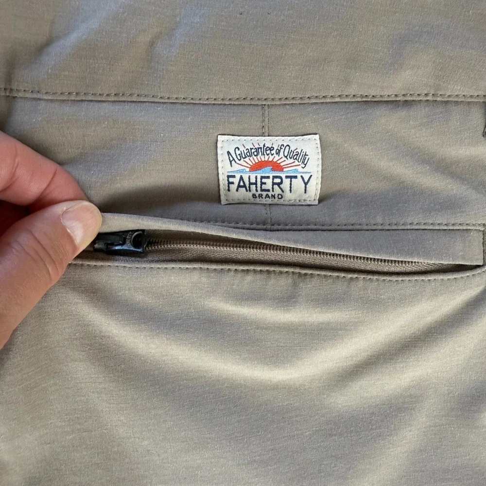 Faherty All Day Shorts Mens 40 Khaki Tan Stretch Hybrid Recycled Blend 7 Inseam